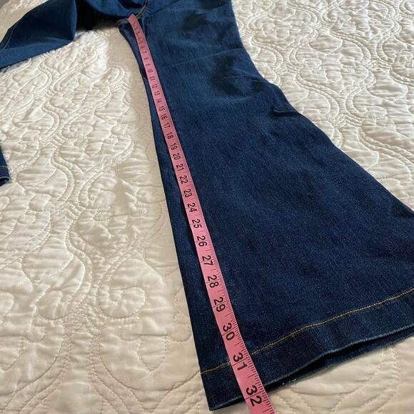Spanx Flare Leg Pull On Jeans Women's Small Petite 32 inseam Shapewear #20327Q - Picture 6 of 9